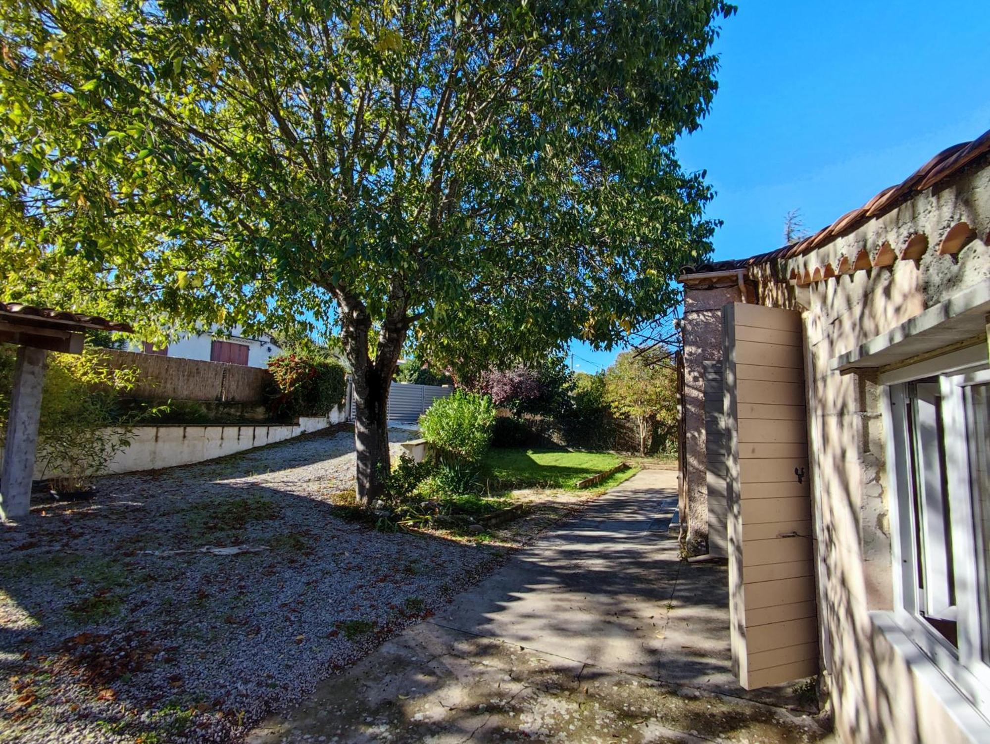 Chambre Au Coeur Du Luberon Bed and Breakfast Céreste Exterior foto
