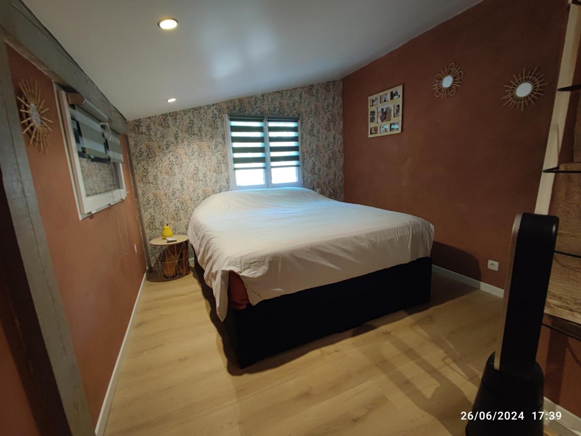 Chambre Au Coeur Du Luberon Bed and Breakfast Céreste Exterior foto